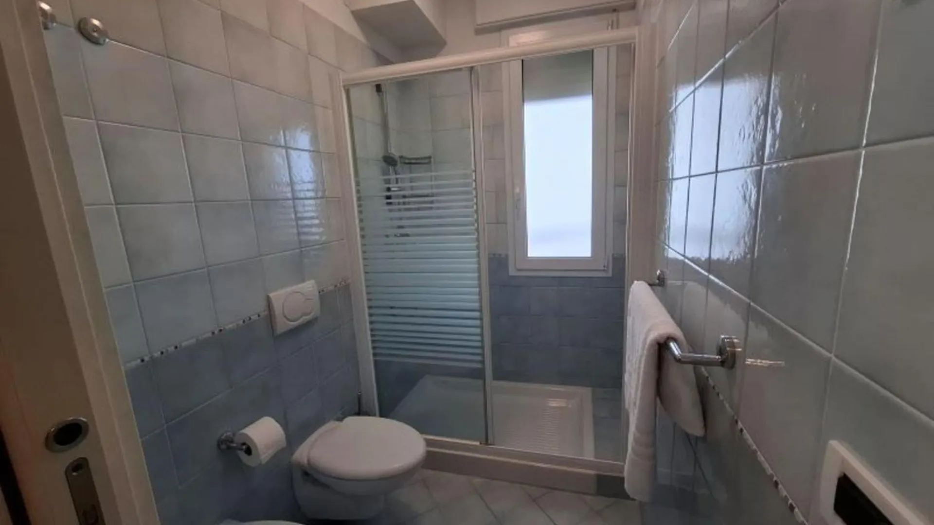 Appartamento Renovated Flat For 5 Guests With Sea View Balcony In Caorle